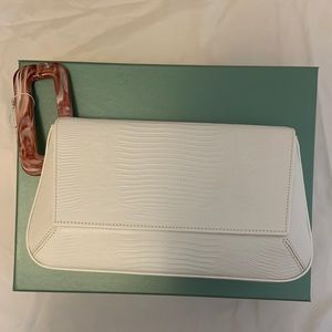 Mlouye white leather bag